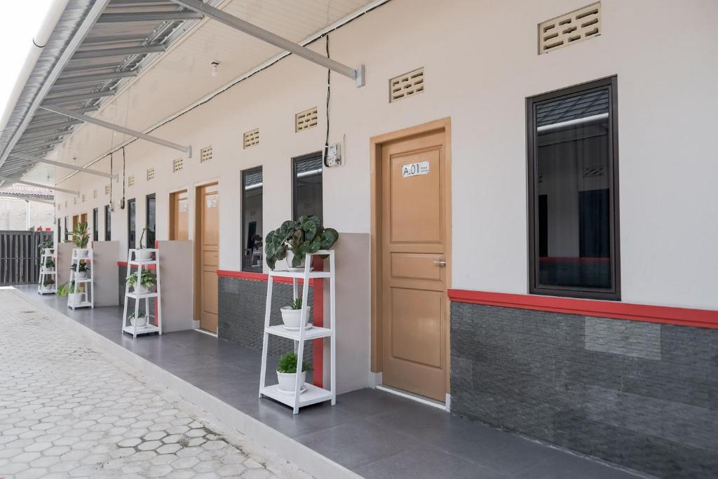 RedDoorz Syariah near Hajimena Lampung 外観