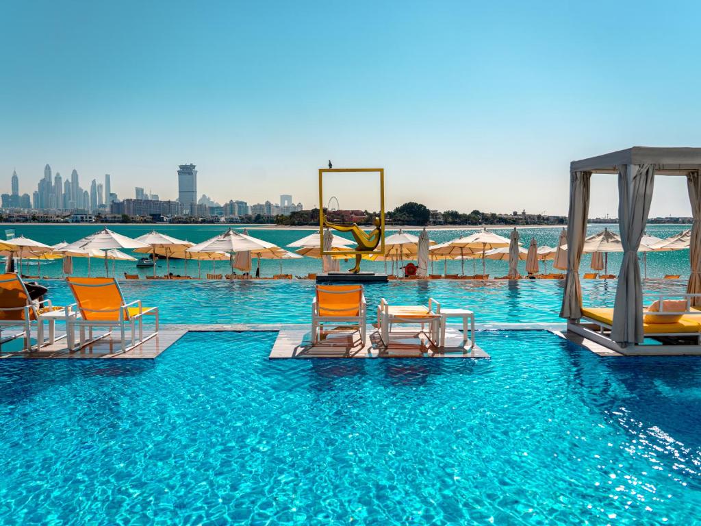 C Central Hotel and Resort The Palm, Dubaï