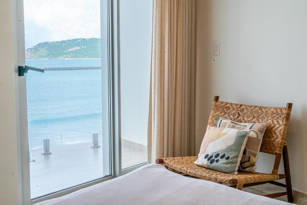 Departamento exclusivo en Mazatlan con alberca y vistas a la playa - 3