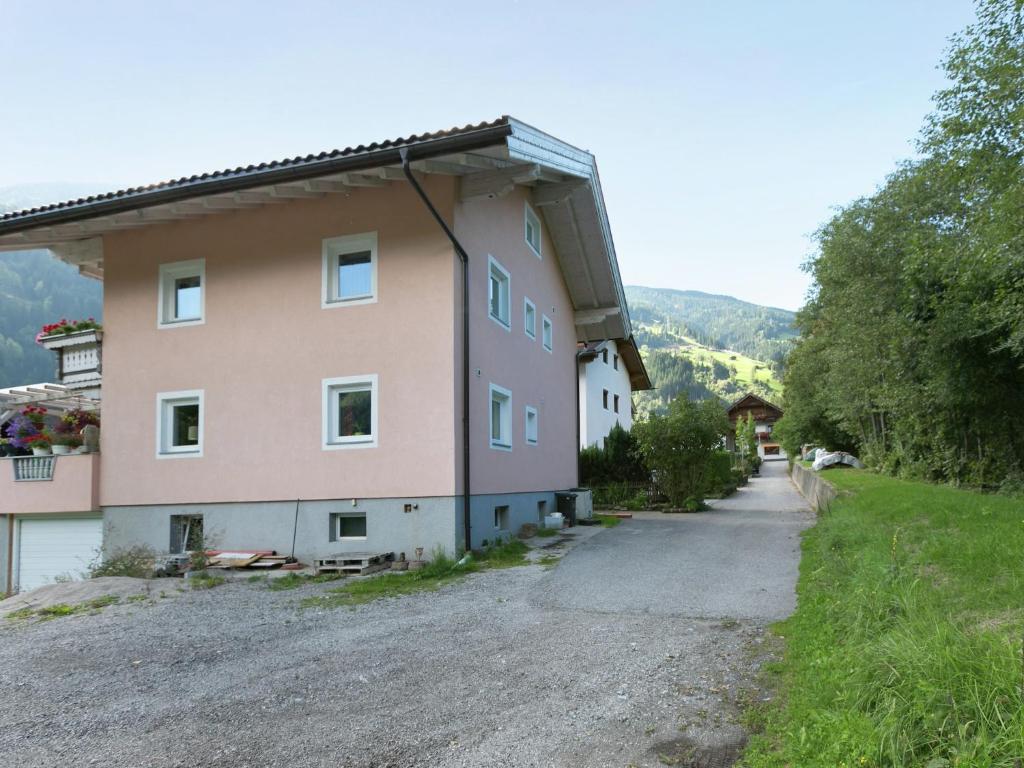 Apartment in Aschau near Ski Hochzillertal - 4