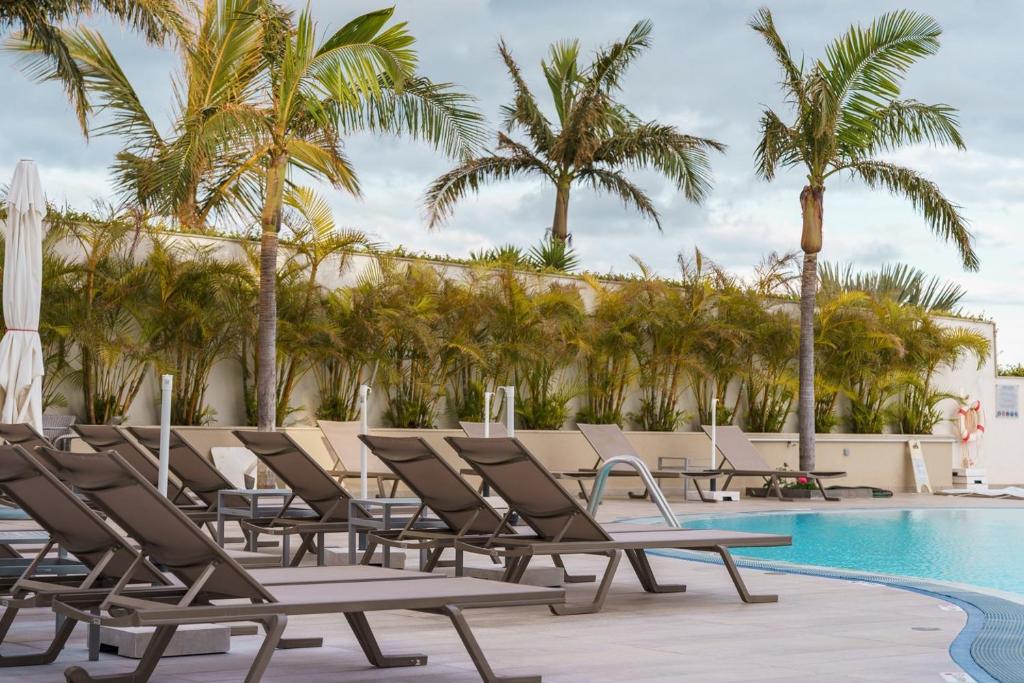 Golden escape in Funchal, Funchal