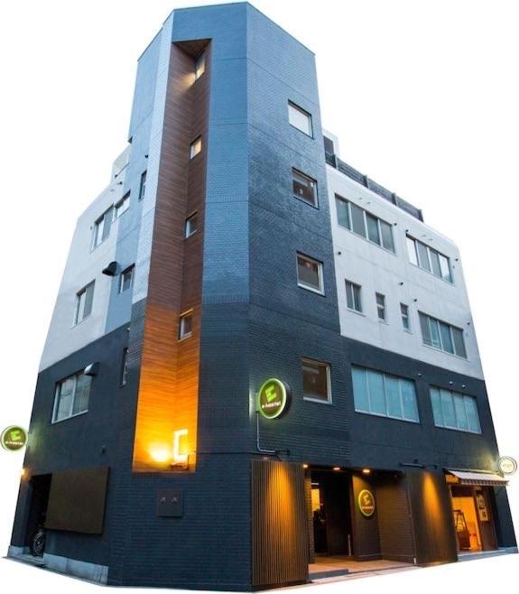 ehostel心斎橋 2人ROOM