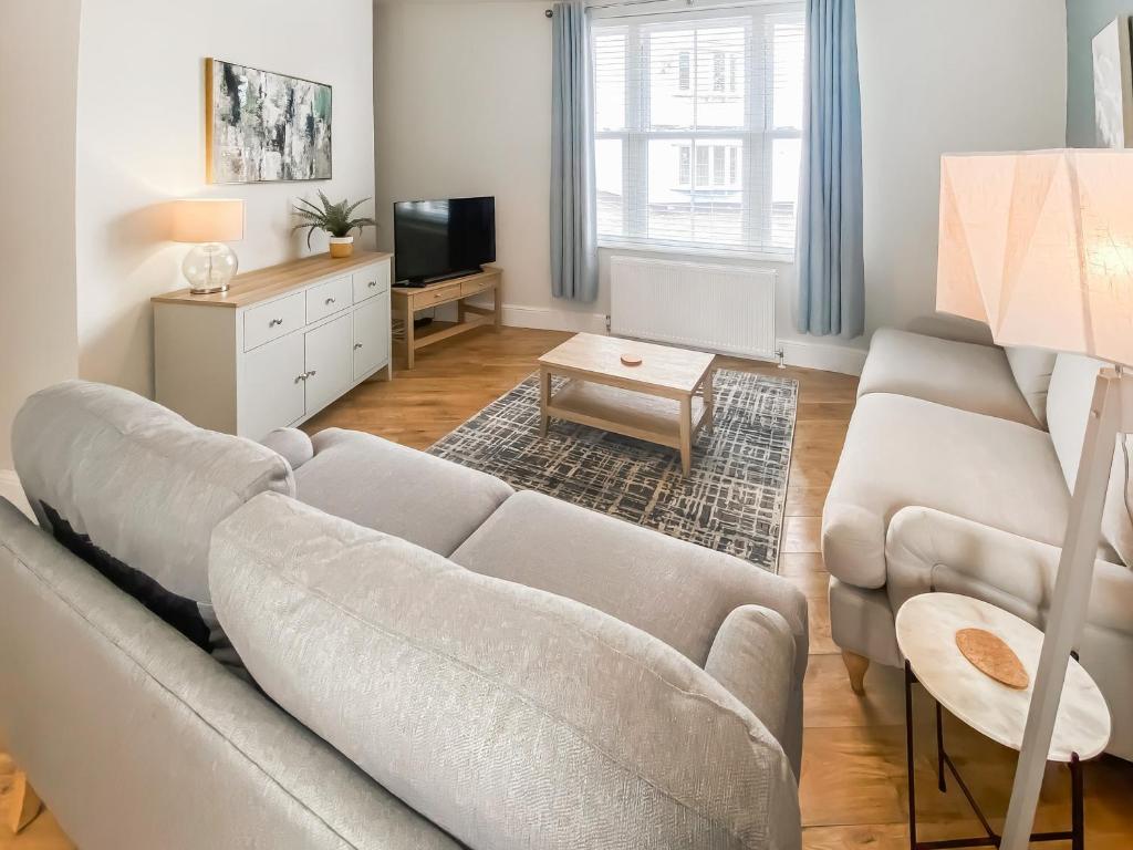 Low Tide - Uk50362, Filey