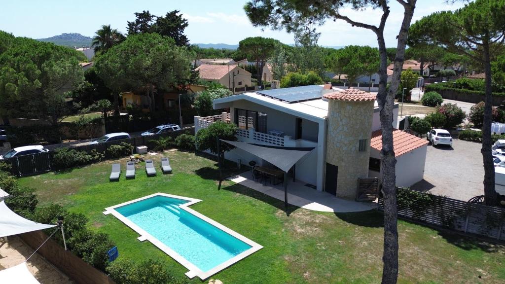 Casa Blum, Torroella de Montgrí