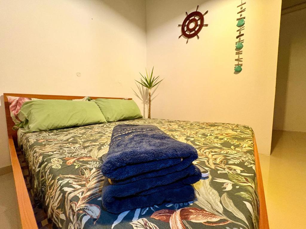 Sliema Room with ensuite bathroom, air-condition and spacious, Sliema