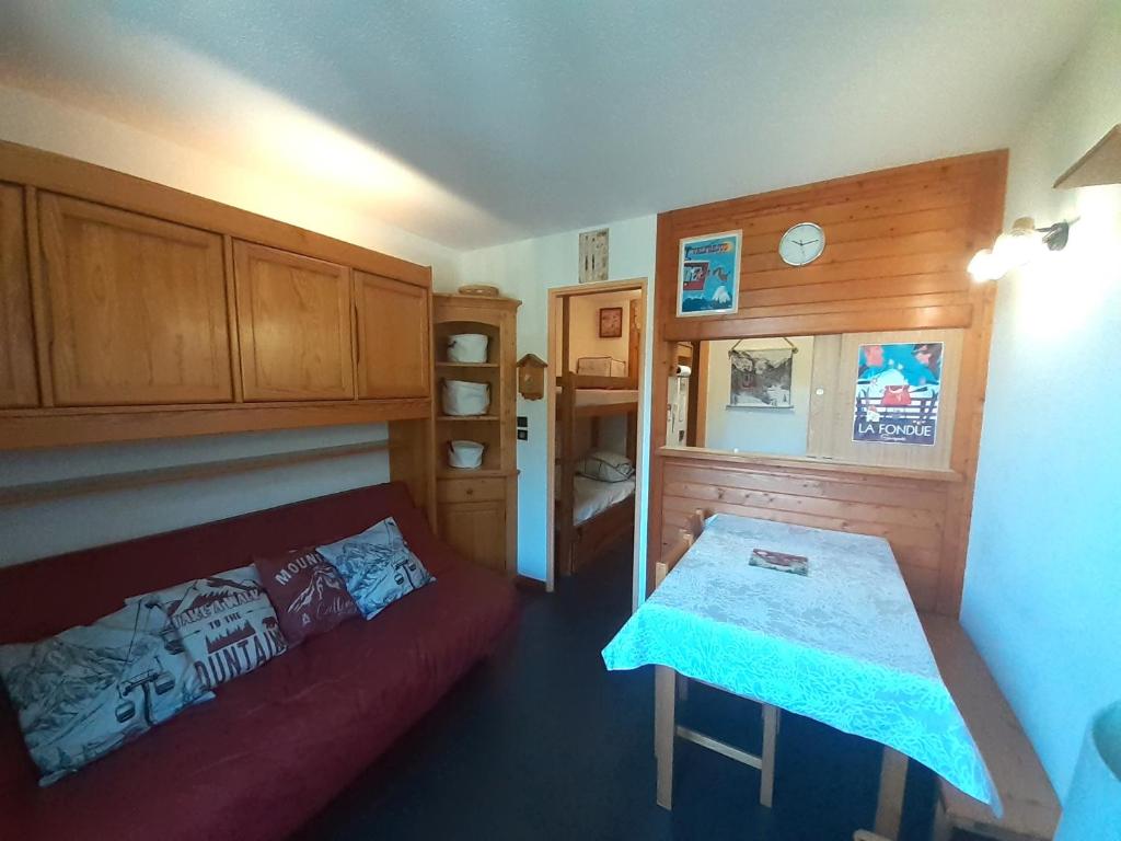 Studio chaleureux avec WIFI et animaux admis à Valfréjus - FR-1-561-141 - 1