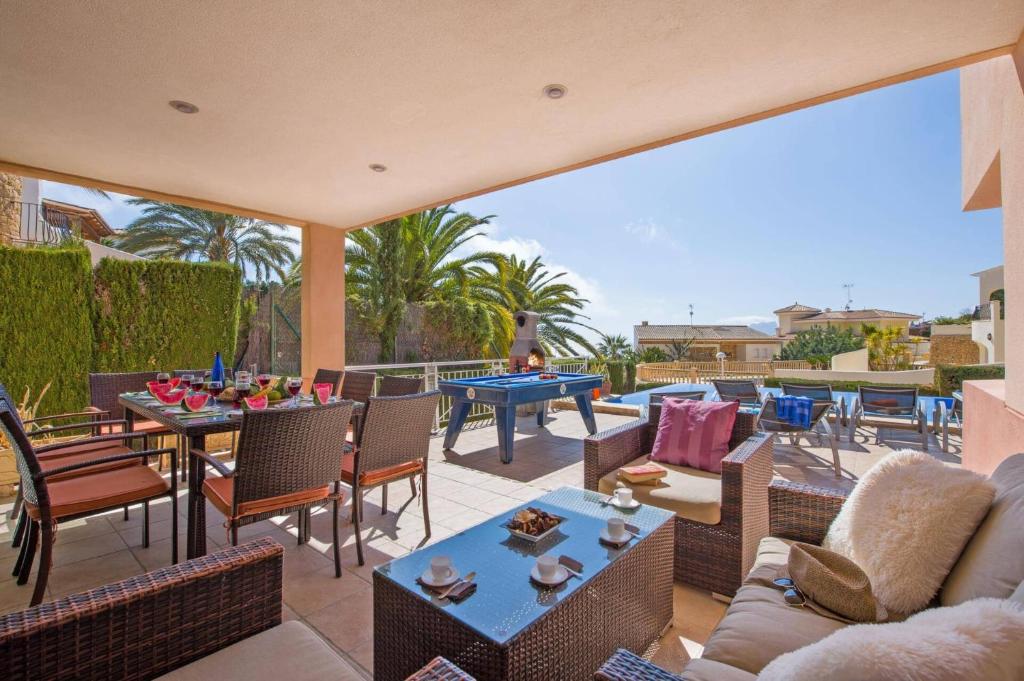Villa Angela Flores by Villa Plus - 4