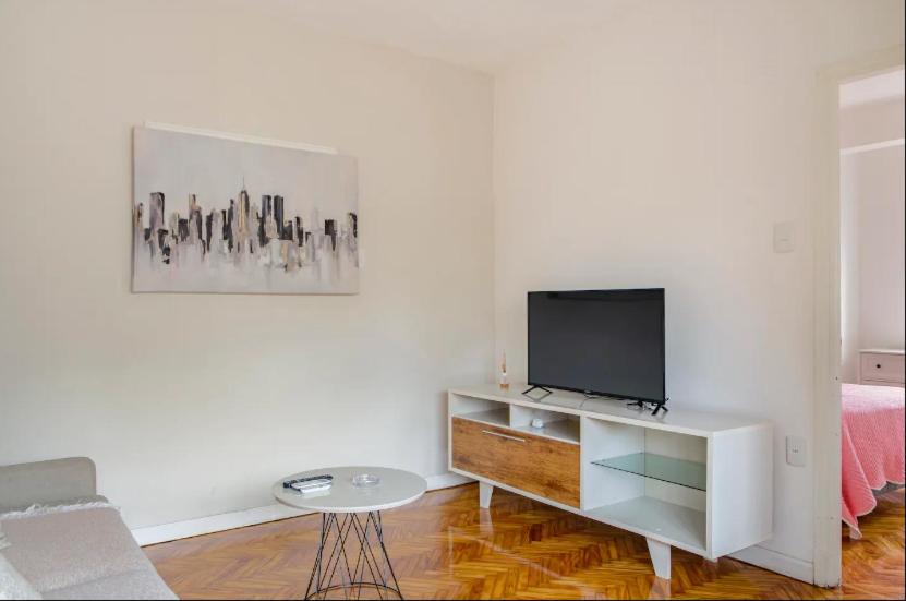 Apartment on 26 de Marzo and Lorenzo Perez - 3