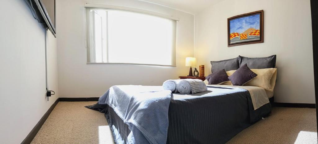 Habitación Privada en Apartamento en Bogotá Norte - 1