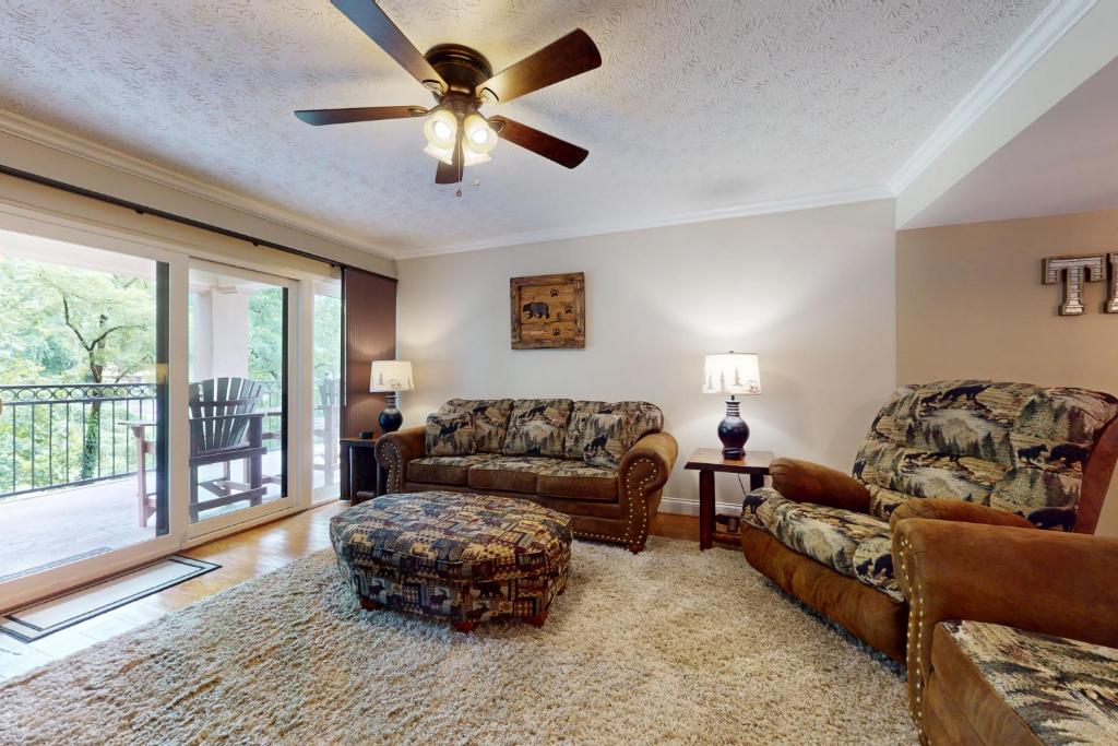 Gatehouse Condos Unit 307, Gatlinburg