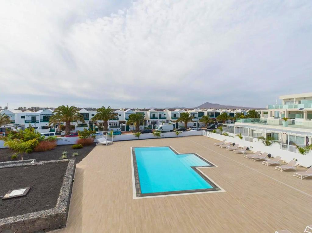 Escape Senator 212, Costa Teguise