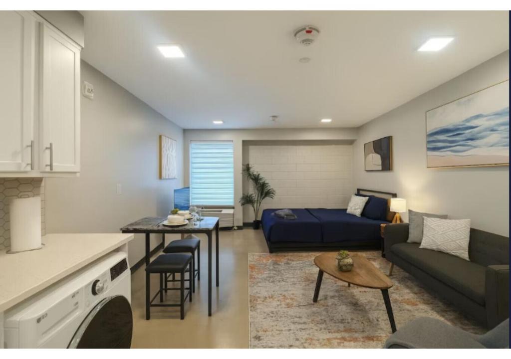 Charming Studio in Historic Five Points South 12, Birmingham