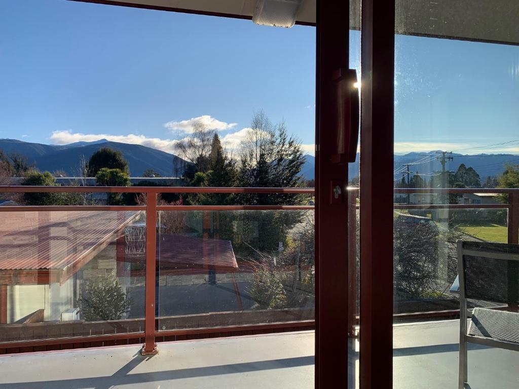 View, Red Tussock Motel in Te Anau