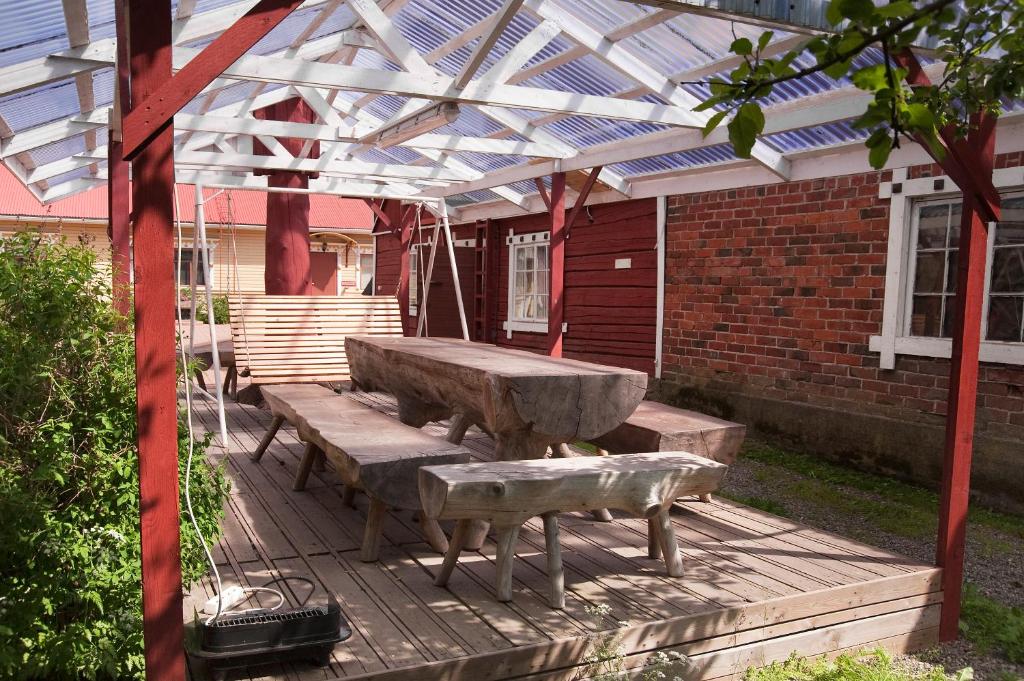 Garden, Kartano Hostel in Kokemäki
