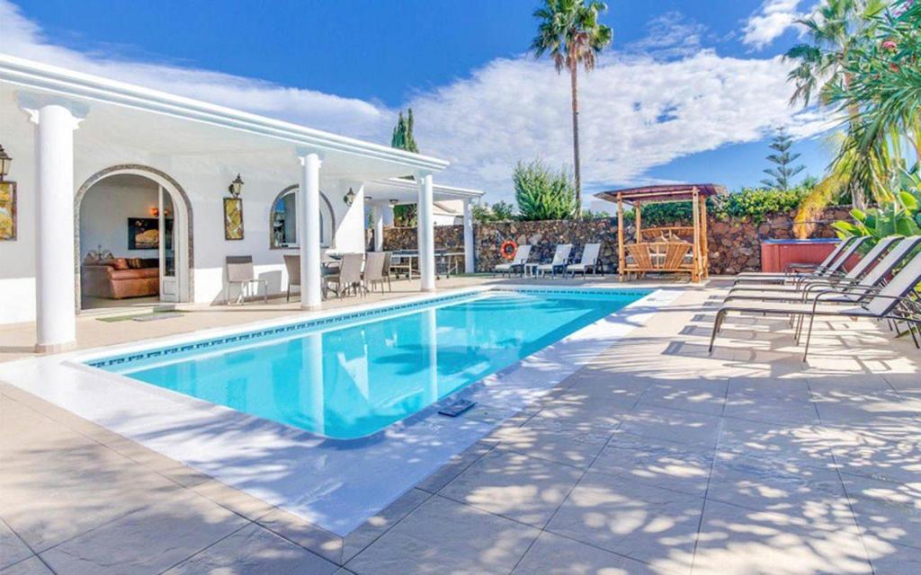 Villa Valdes - 1