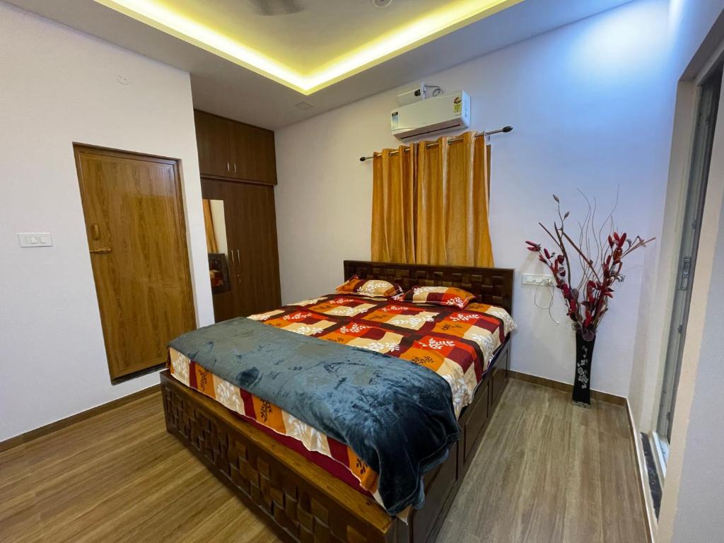 Venus Studio rooms, Marudhamalai