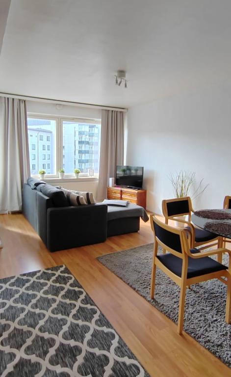 Kotineliö Grantley, Lahti