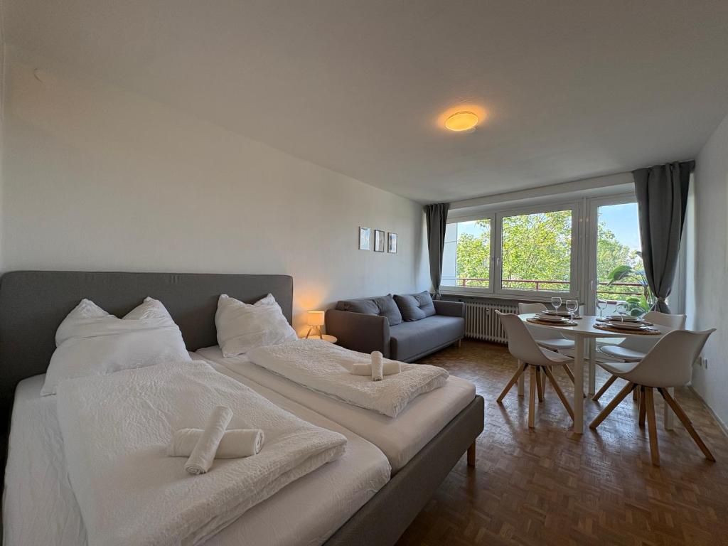 Design & Komfort für 2-4 Gäste, Mnichov