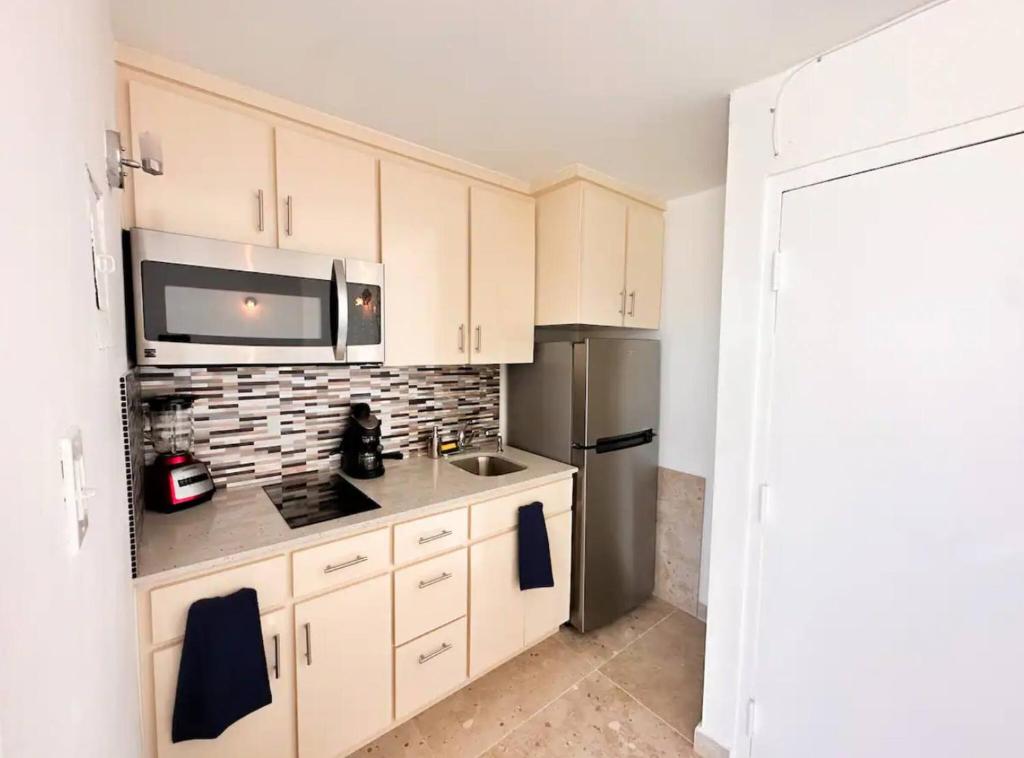 Steps from the Beach-Condado, PR, San Juan