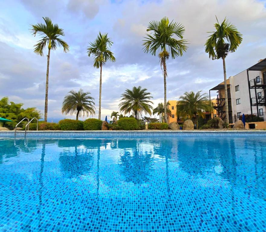 Alojamiento Familiar para 17 - A 5min del Aeropuerto - Con Piscina - By Molca Travel - 3