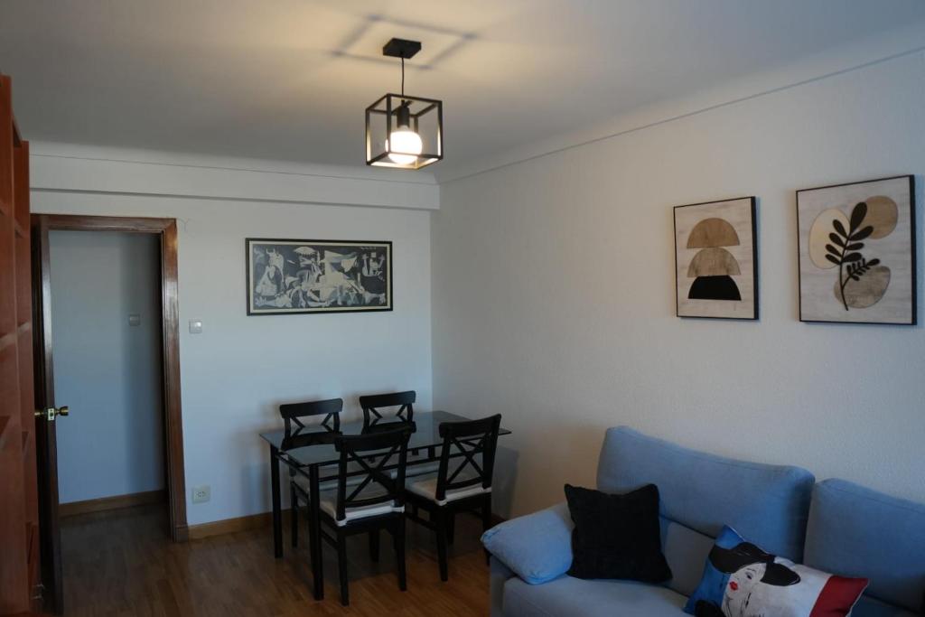 Apartamento en La Romareda a 10 min del centro en tranvía - Alfonso Suites - 4