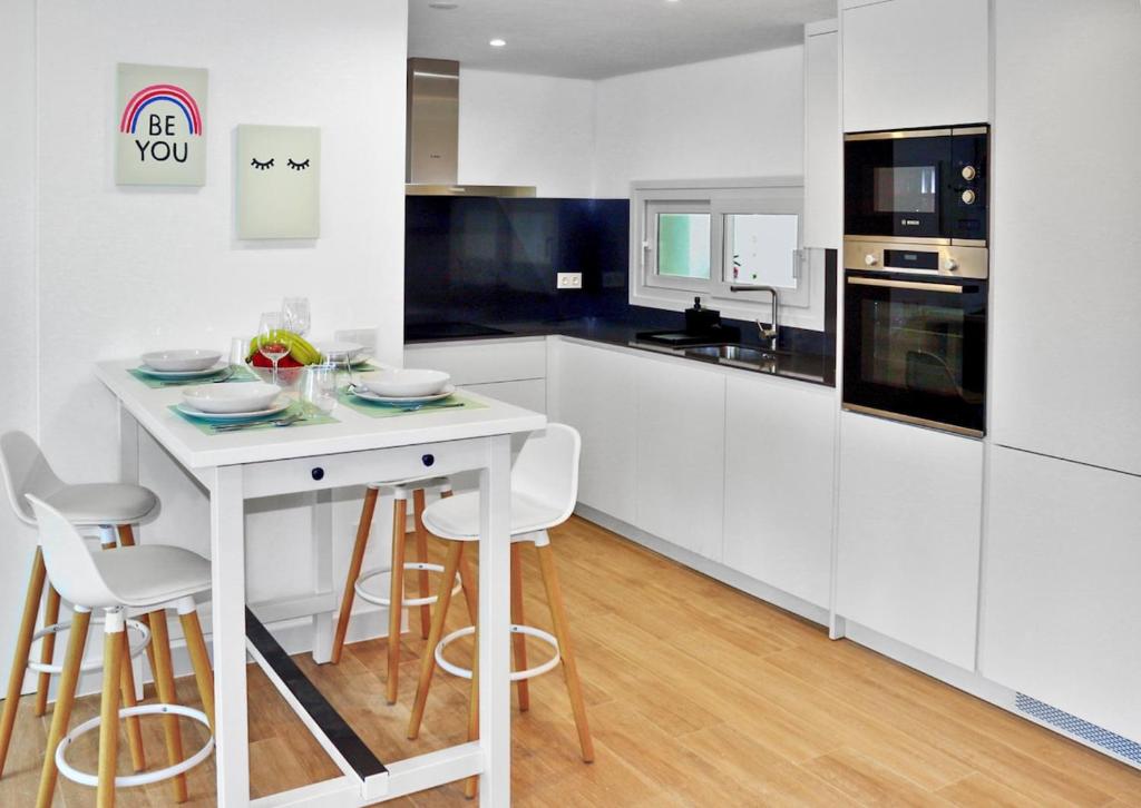 Lux ApartlPrivate lagoon-BeachlPoollRelaxlNear Sea - 5