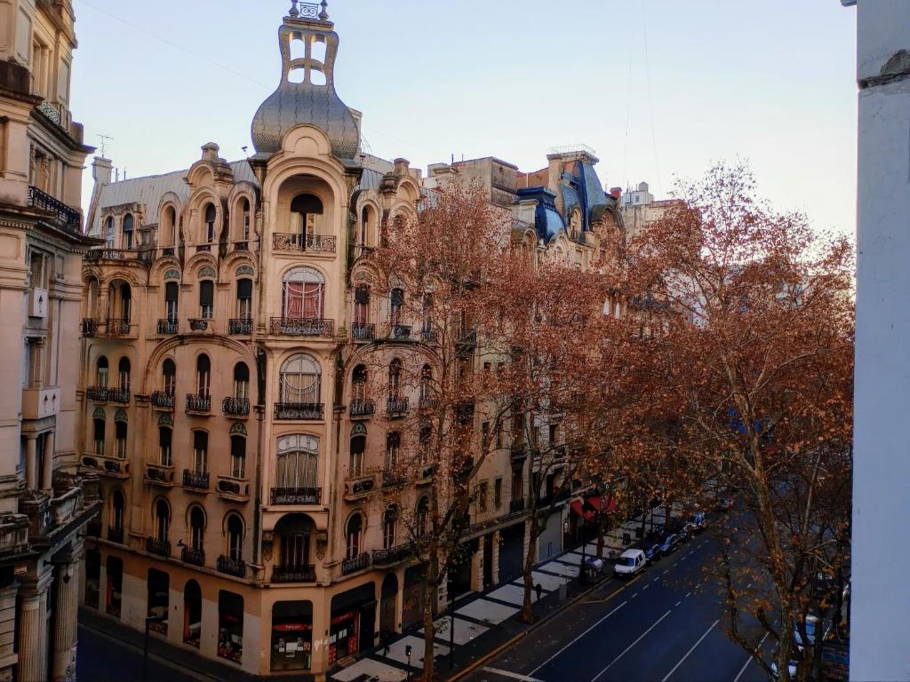 BUENOS AIRES ENTRE CUPULAS silencioso centrico - 2