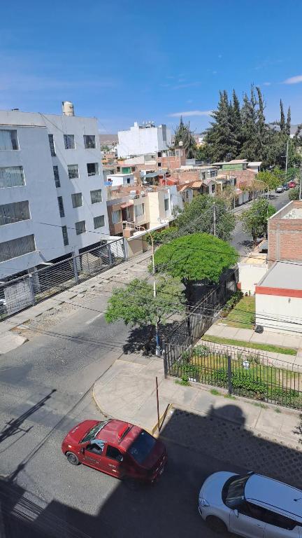 Amplio, Centrico y moderno departamento de 3 habitaciones-401 - 2