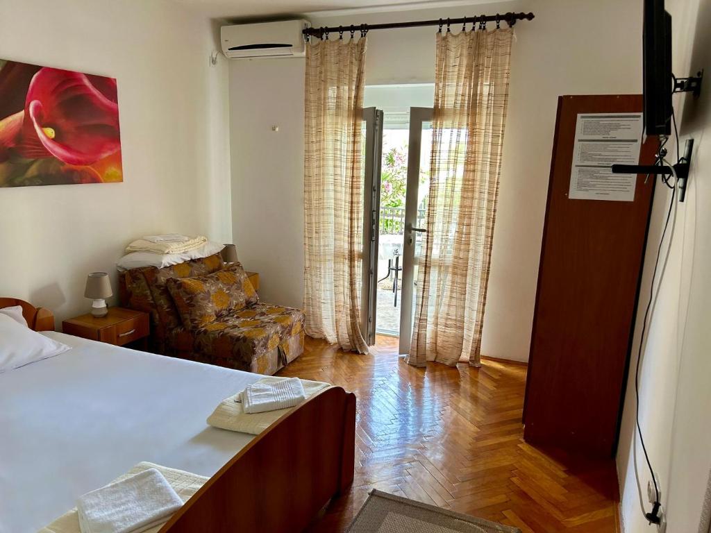 Apartmani Vedrana Sutomore - 2