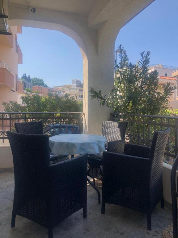Apartmani Vedrana Sutomore - 3
