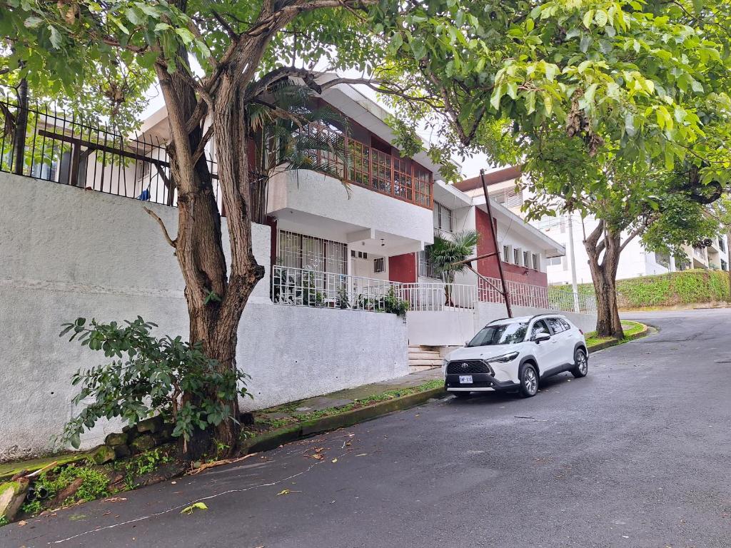 Carolina hostel, San José