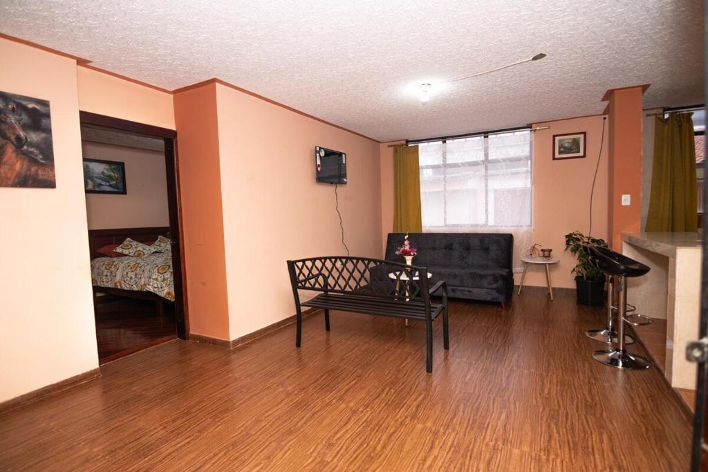 Apartamento Cómodo en Ambato - 3
