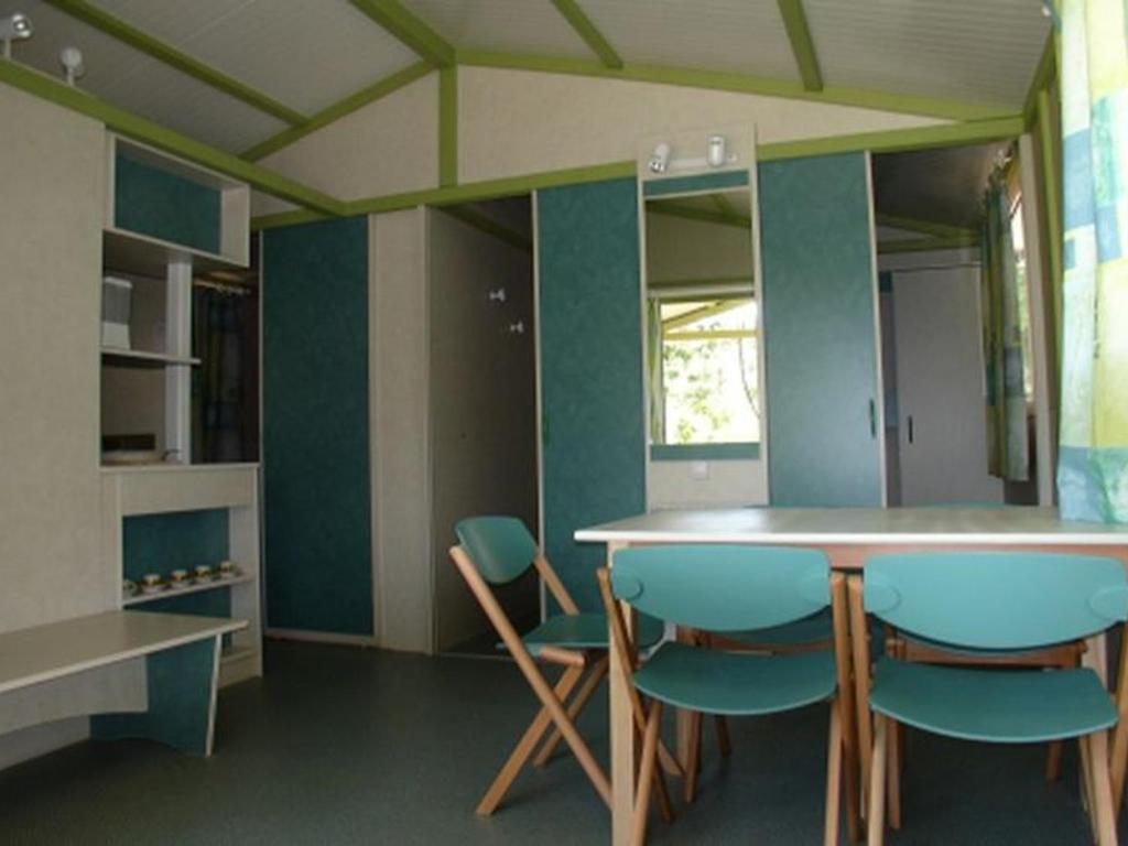 Chalet à Bormes-les-Mimosas avec terrasse - API-1-52-273 - 2