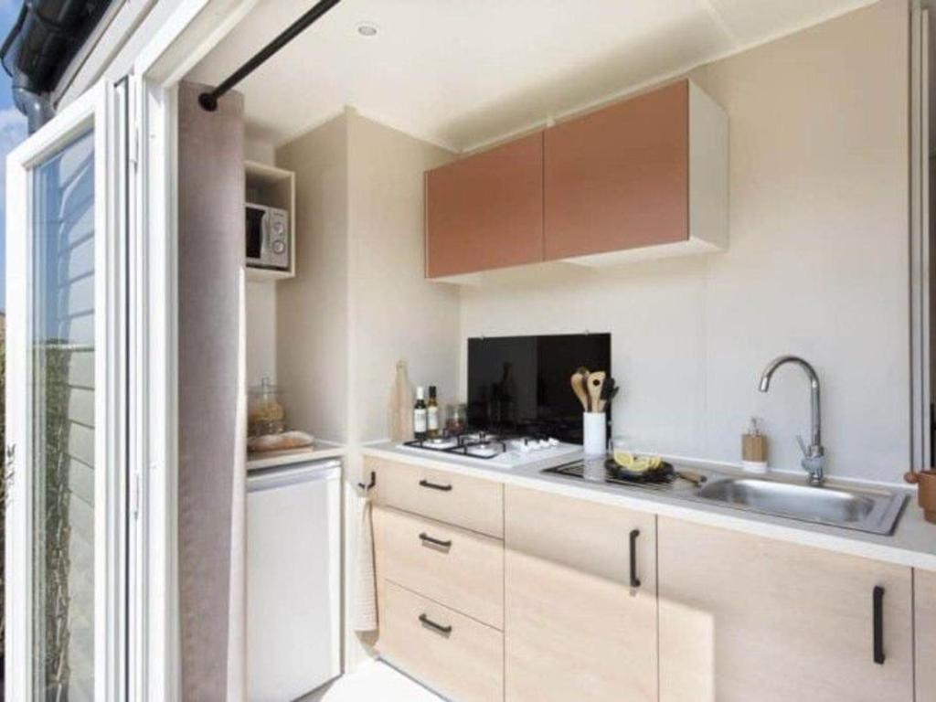 Mobil-home Prestige avec Terrasse - 4 personnes, 2 chambres - API-1-52-486 - 3