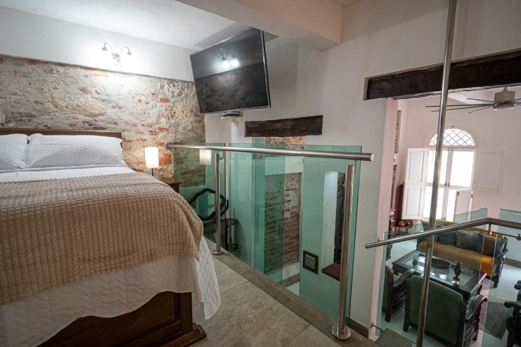 Alma Blanca - Colonial Loft in the Walled City - 5