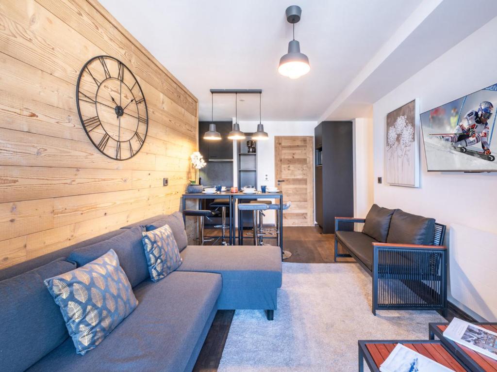Appartement neuf, proche pistes, retour skis aux pieds, terrasse sud - FR-1-645-90 - 4