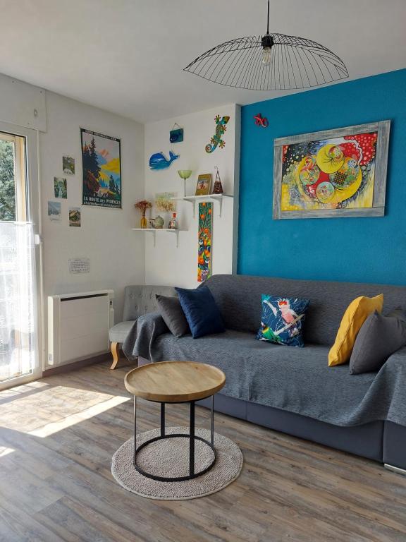 Appartement 2pers, superbe vue montagne, exposé sud, Résidence très calme, parking, 5mns à pied du centre - 5