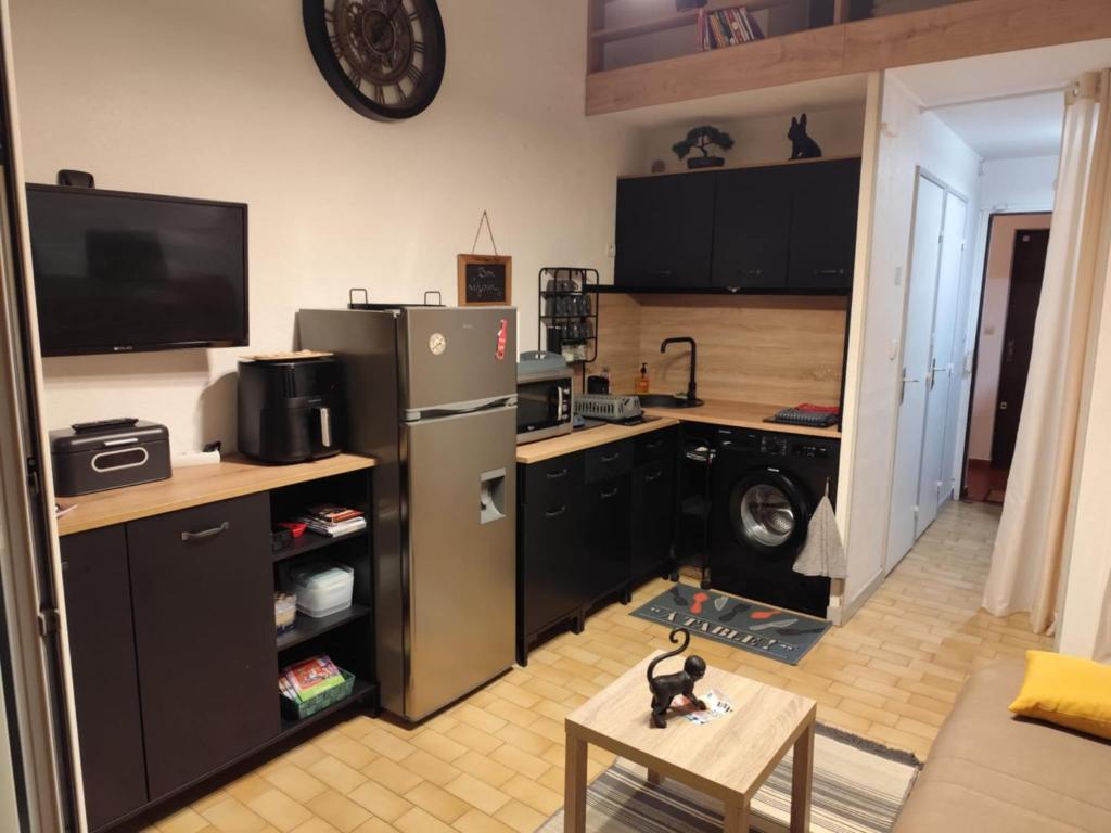 Appartement climatisé avec parking privé dans résidence les hautes vignes - 4