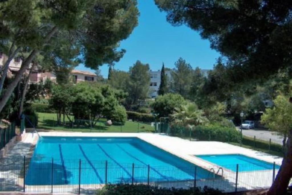 Nice studio with balcony - 250 m from the beach - 1