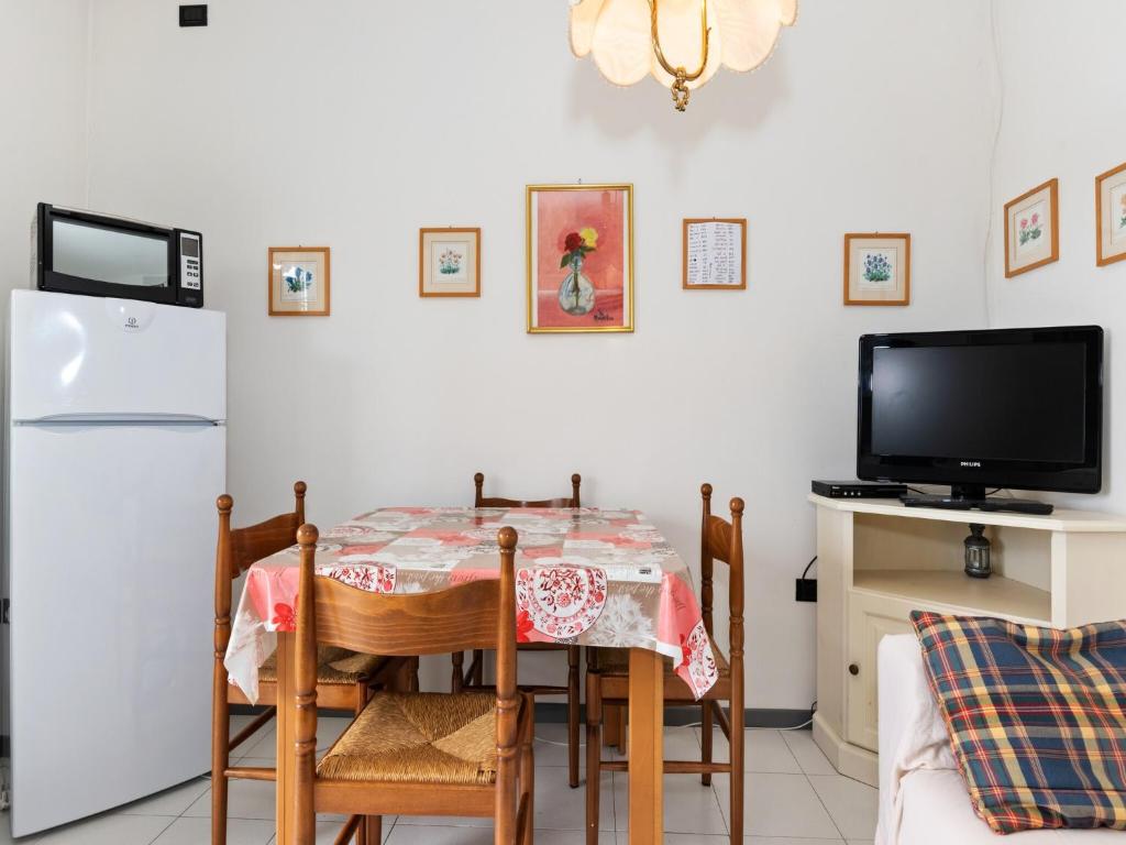 Holiday Home in Lazise near Lakeshore - 4