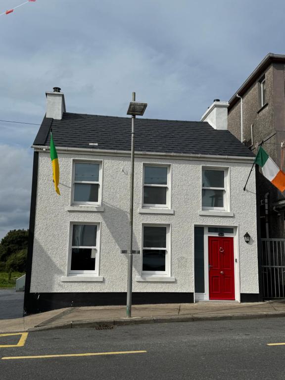 Charlie Óg's Bridge House, Dungloe
