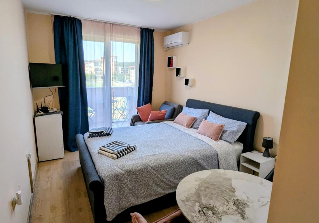 Elegant studio - 100 m from Smokinya Beach by Flat Mаnager, Sozopol