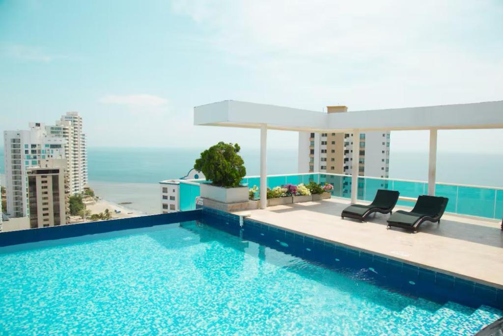 Hermoso apartamento con piscina infinita al mar - 1