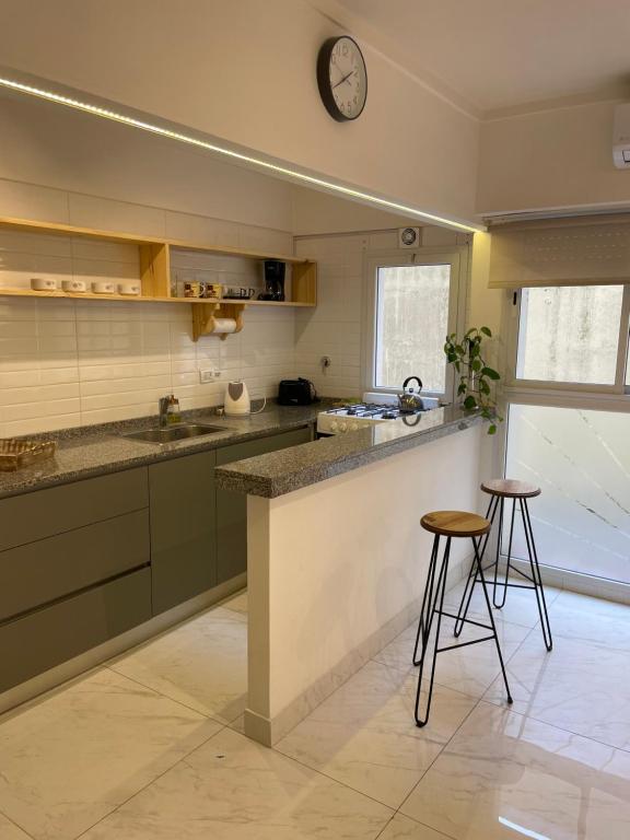 Departamento 2 ambientes zona Aldrey - 2