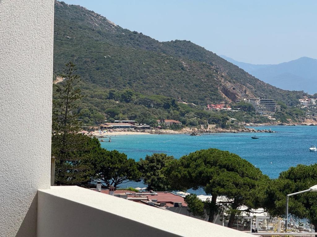 Appartement de luxe type 4 Eden Suite Sanguinaires vue mer avec piscine chauffée résidence Ajaccio - 5