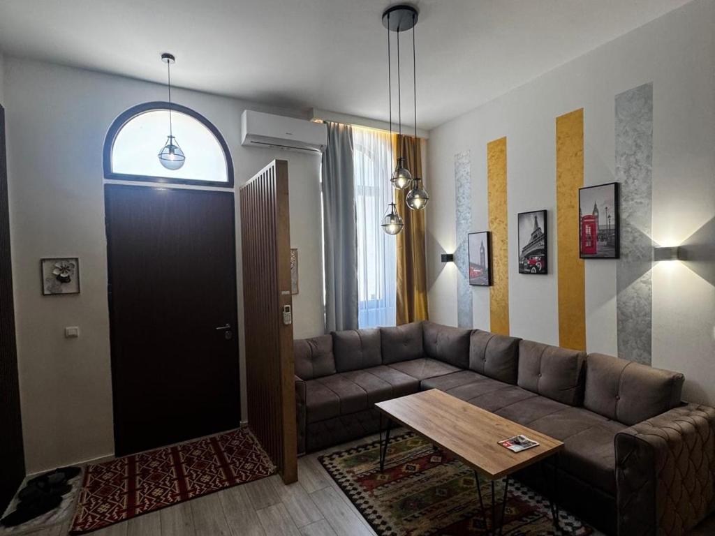 City Pulse Apartment - 2