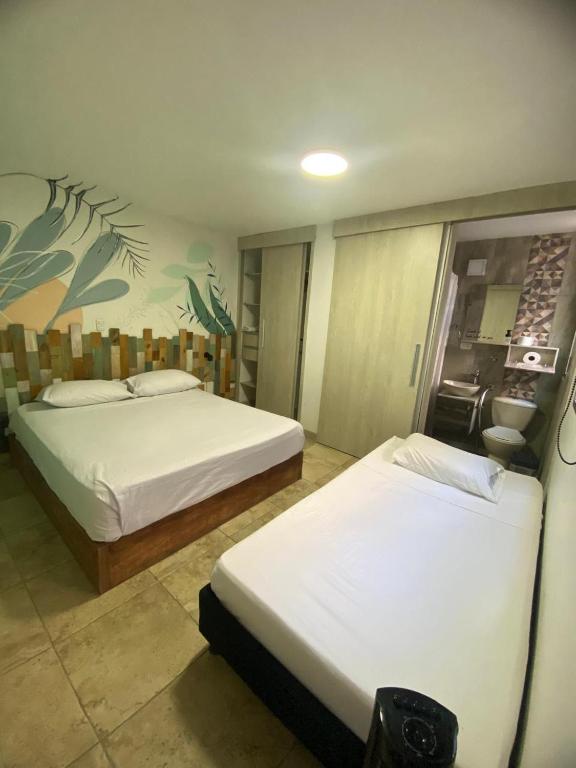 Tauro Black Suites Cerca al estadio Atanasio Girardot - 2