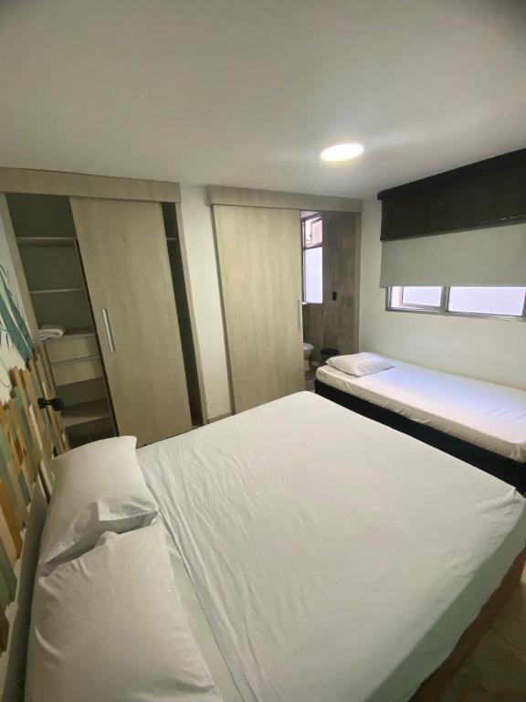 Tauro Black Suites Cerca al estadio Atanasio Girardot - 4