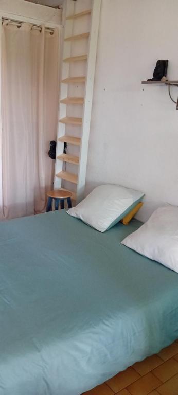 Appartement climatisé avec parking privé dans résidence les hautes vignes - 3