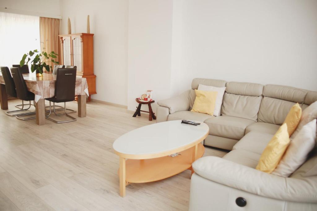 Tumaini House, Antverpy